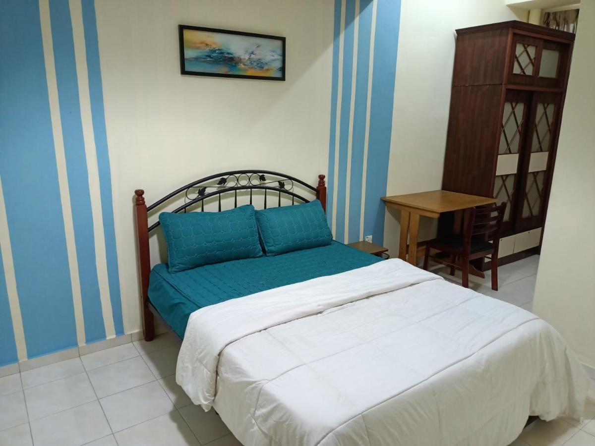 Oyo Home 90419 Sahar Guesthouse Malacca Bagian luar foto