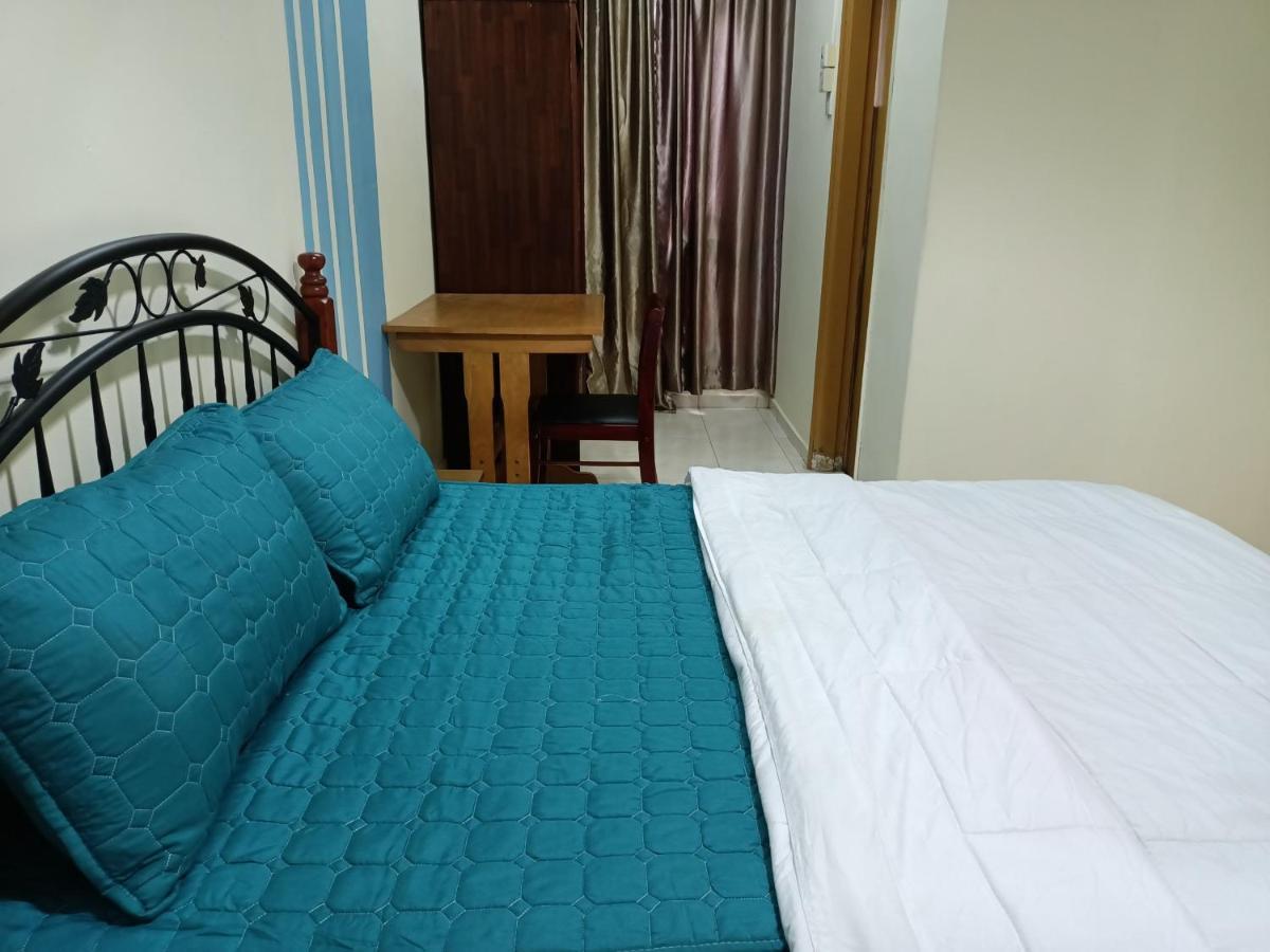 Oyo Home 90419 Sahar Guesthouse Malacca Bagian luar foto