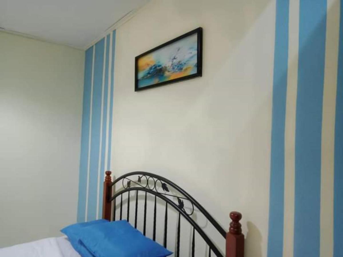 Oyo Home 90419 Sahar Guesthouse Malacca Bagian luar foto